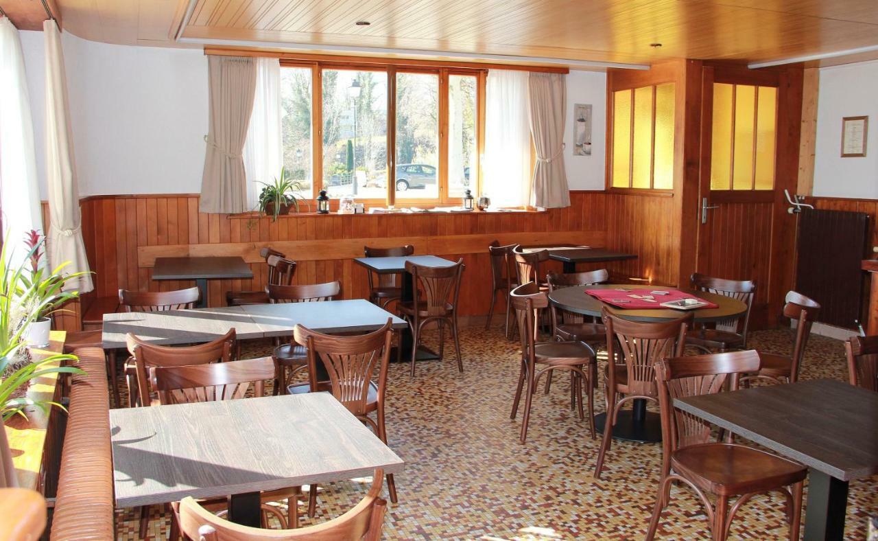 Hotel Restaurant La Croix Verte Vich Luaran gambar